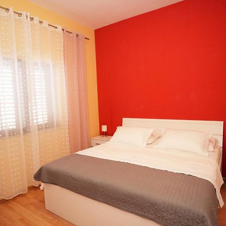Apartment Beky Podstrana Ngoại thất bức ảnh