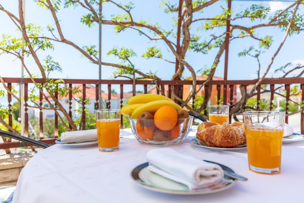Apartment Beky Podstrana Ngoại thất bức ảnh