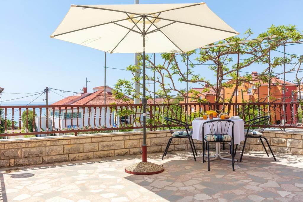 Apartment Beky Podstrana Ngoại thất bức ảnh